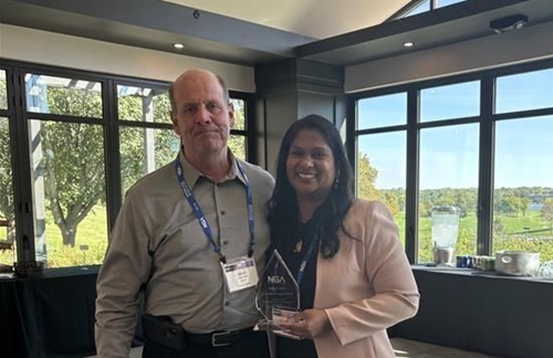 John Kent and Urmilla Sowell at award ceremony