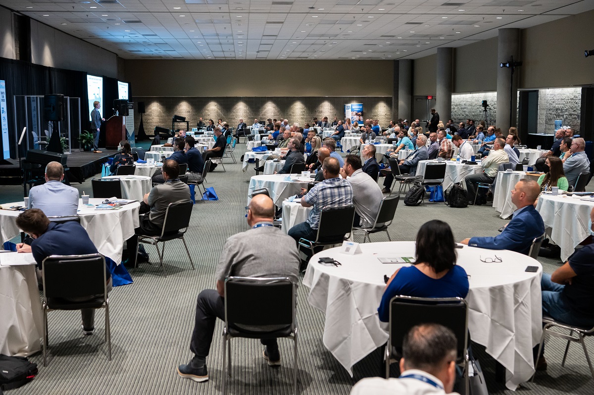 2021 Glazing Executives Forum attendees listen to Connor Lokar