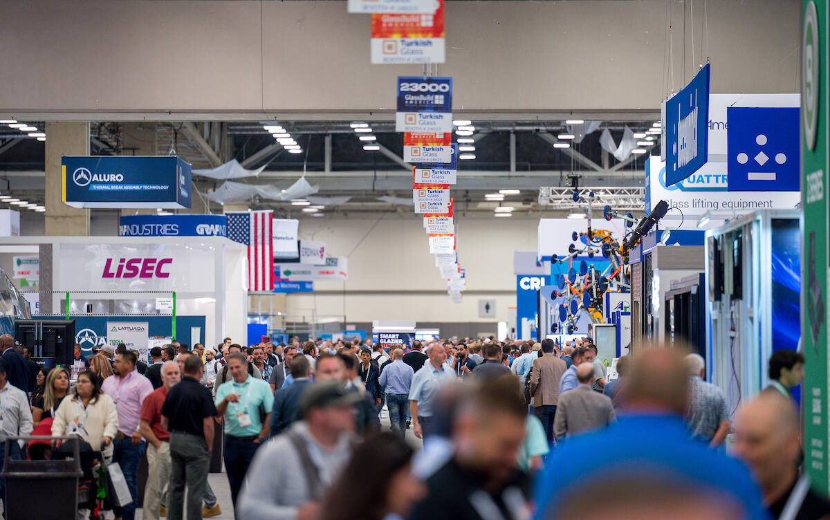 GlassBuild show floor
