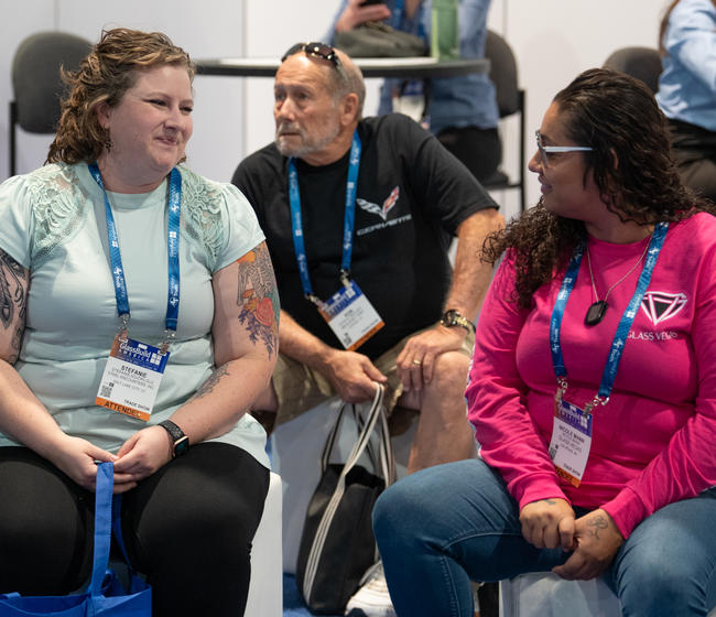 Build Community at the GlassBuild Main Stage