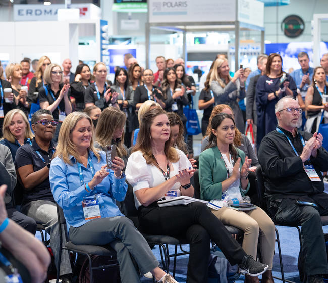 GlassBuild Main Stage Kicks Off with Industry Trends to Watch