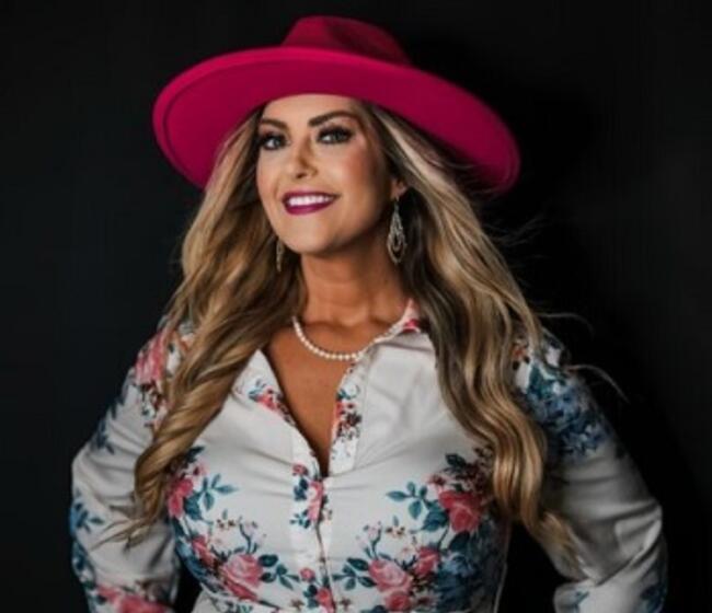 GlassBuild America Announces Stefanie Couch as Show Ambassador