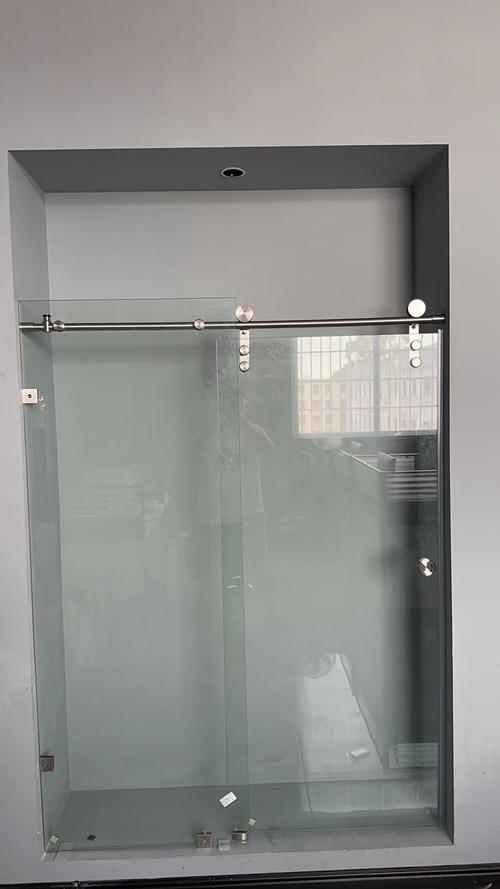 shower enclosure